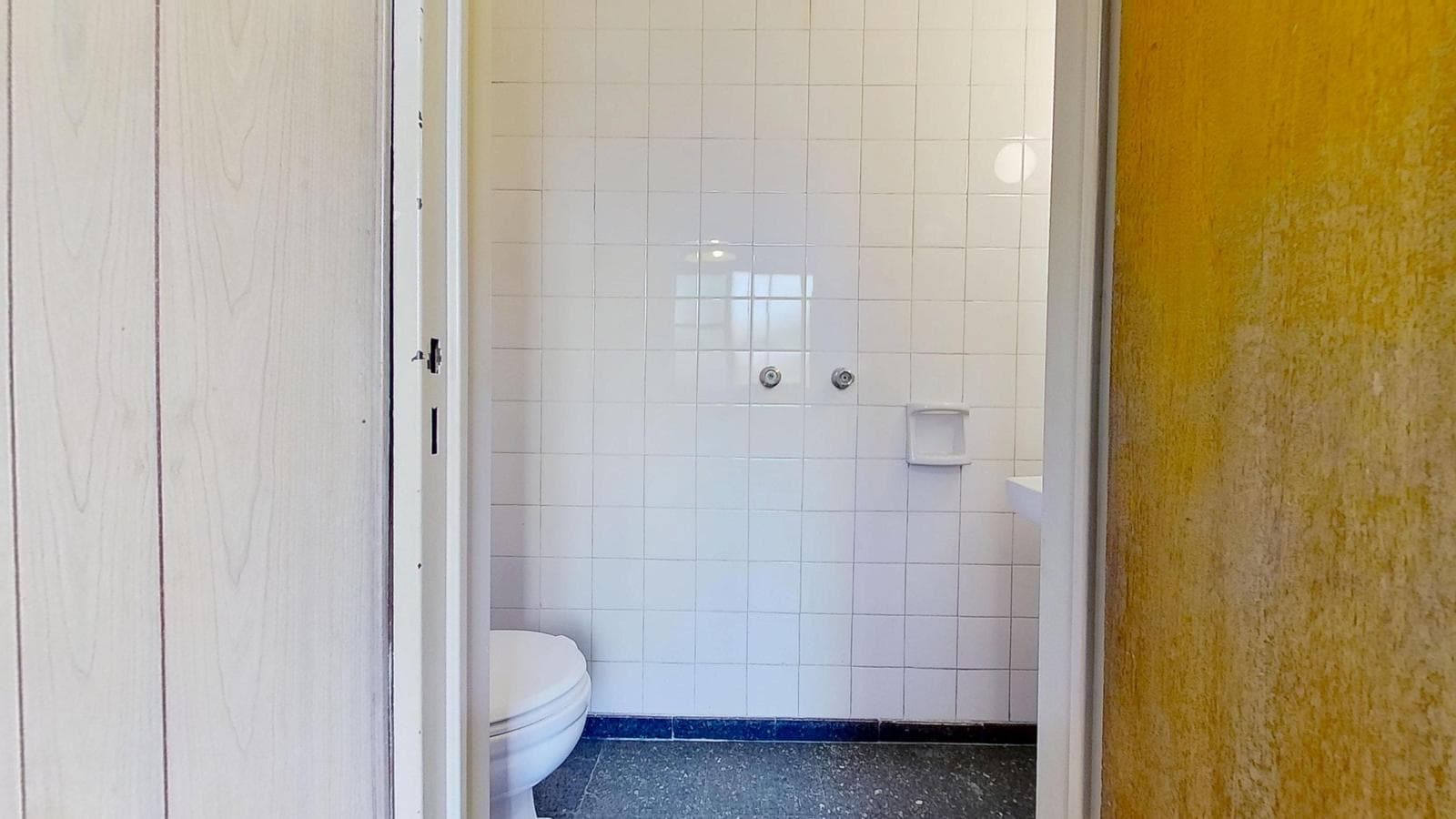 FOR SALE: 4-Bedroom Apartment with Service Quarter, Garage, and Storage Room – Barrio Norte