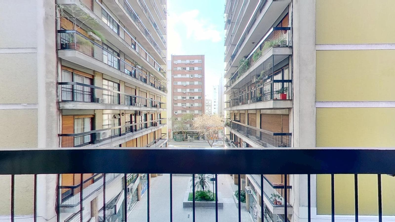 FOR SALE: 4-Bedroom Apartment with Service Quarter, Garage, and Storage Room – Barrio Norte
