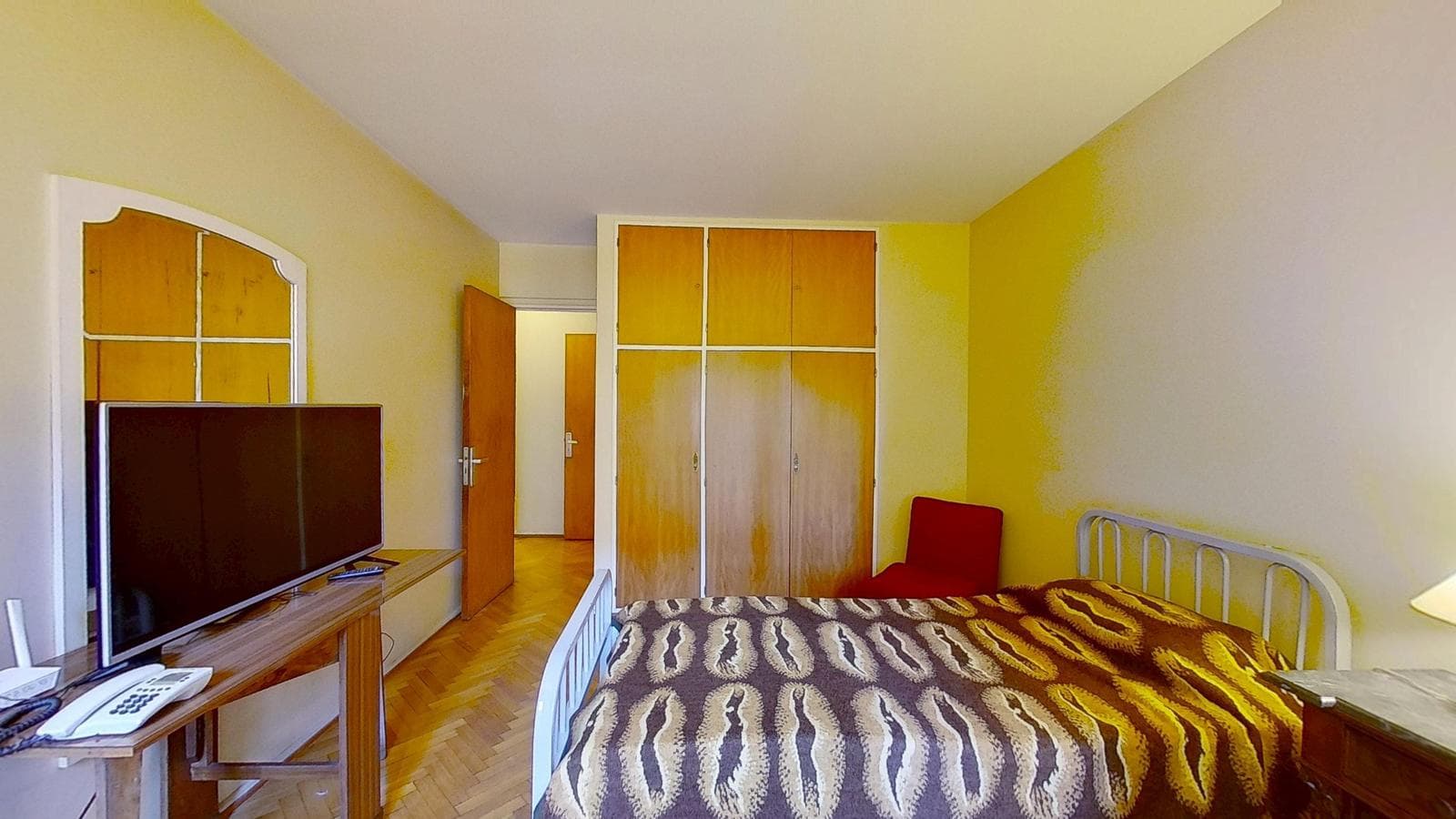 FOR SALE: 4-Bedroom Apartment with Service Quarter, Garage, and Storage Room – Barrio Norte
