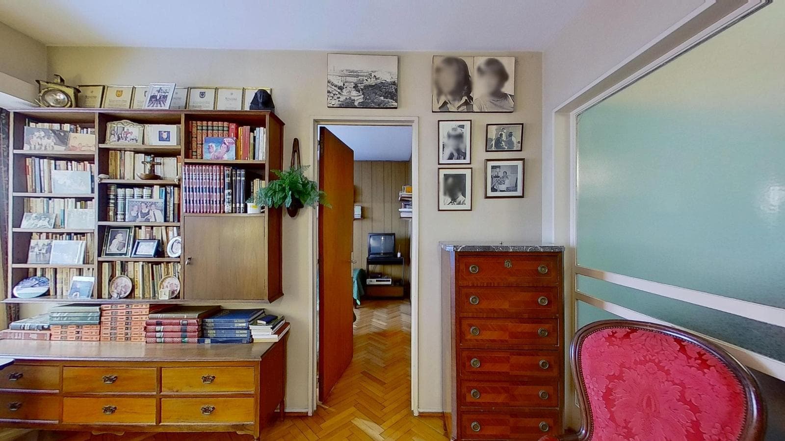 FOR SALE: 4-Bedroom Apartment with Service Quarter, Garage, and Storage Room – Barrio Norte