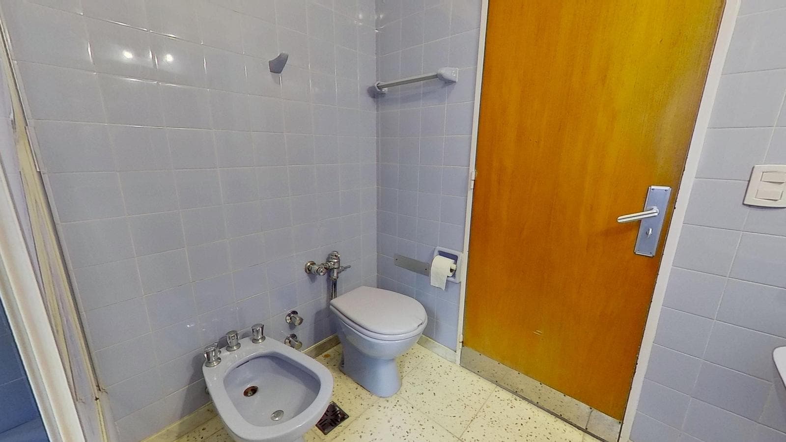 FOR SALE: 4-Bedroom Apartment with Service Quarter, Garage, and Storage Room – Barrio Norte
