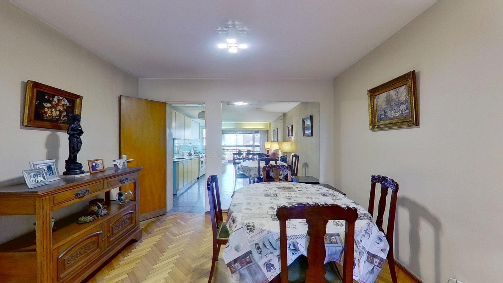 FOR SALE: 4-Bedroom Apartment with Service Quarter, Garage, and Storage Room – Barrio Norte