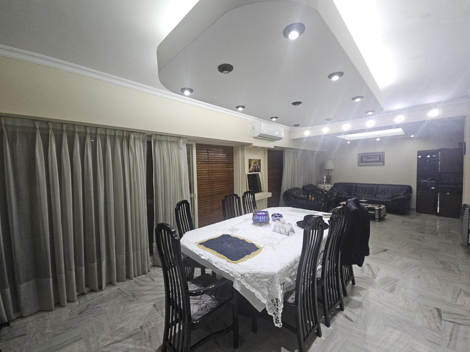 4-Room Apartment for Sale with Garage in Balvanera