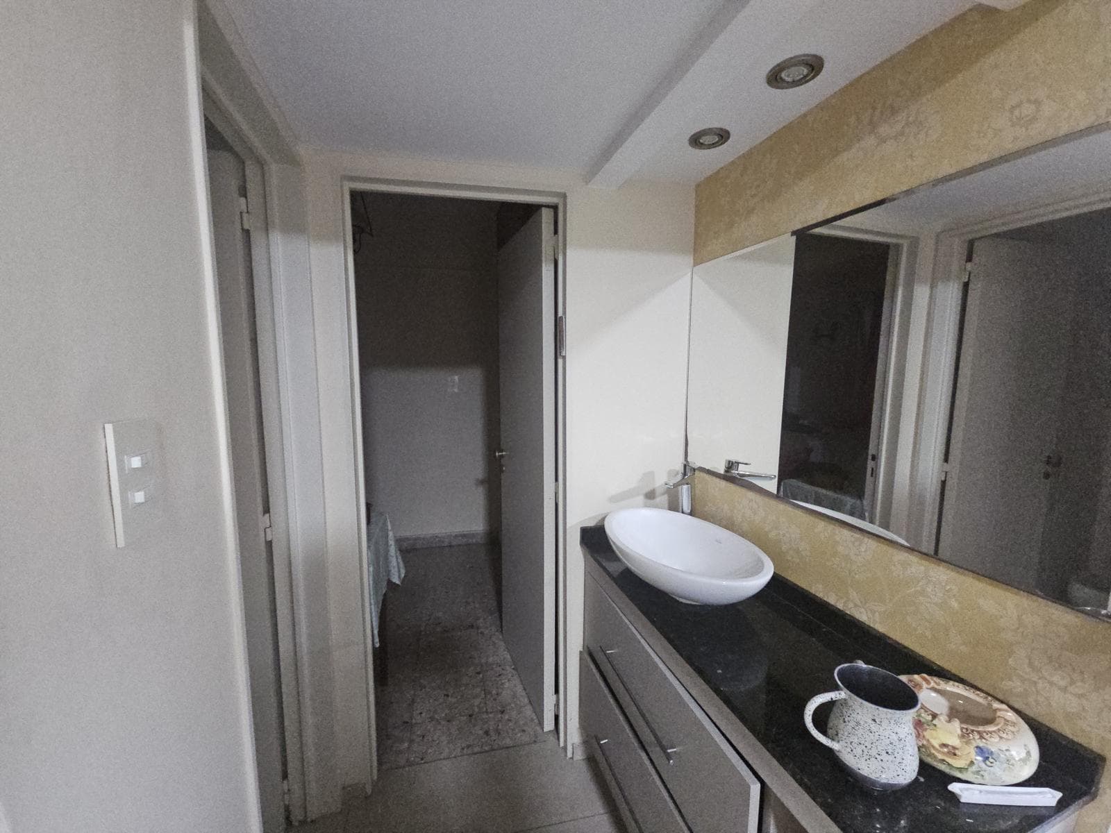4-Room Apartment for Sale with Garage in Balvanera