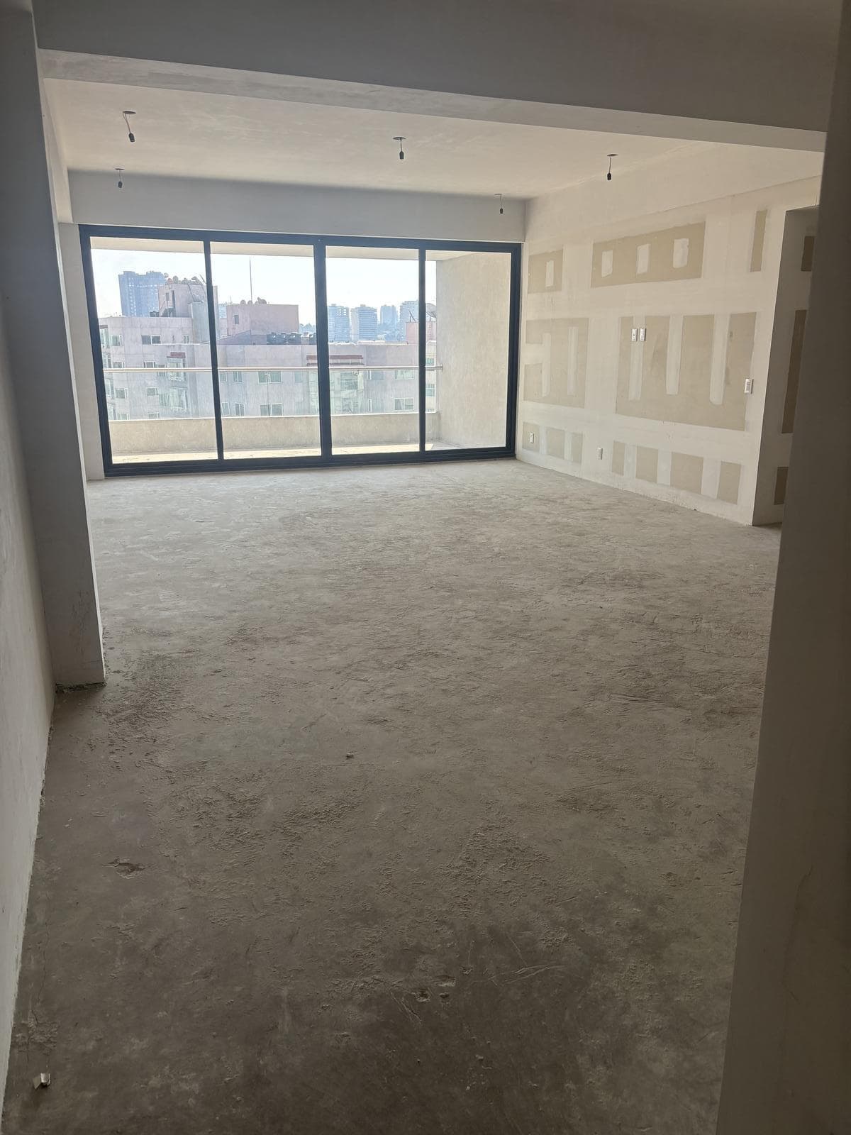 Design the Apartment of Your Dreams! Spacious 220 m² Unit in the "Obra Gris" Phase of the Dessea Residential Complex