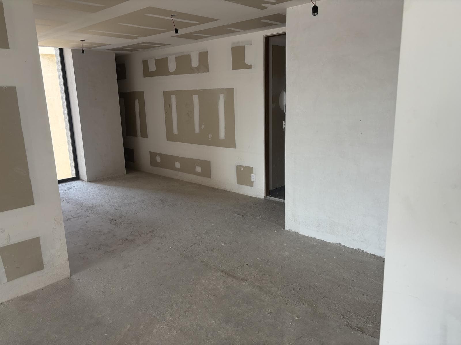 Design the Apartment of Your Dreams! Spacious 220 m² Unit in the "Obra Gris" Phase of the Dessea Residential Complex