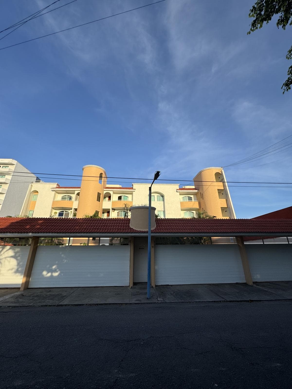 Apartment for Sale with a Pool in the Virginia Subdivision, 94294