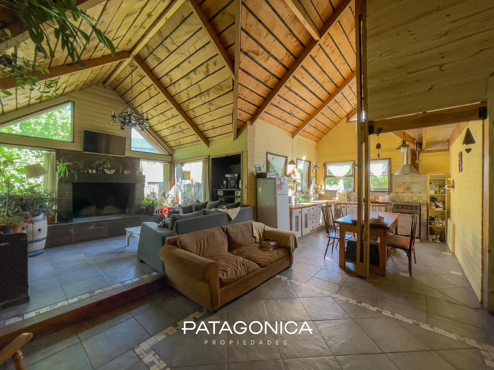 HOUSE FOR SALE m2 + APARTMENT m2, LAS BALSAS, VILLA LA ANGOSTURA