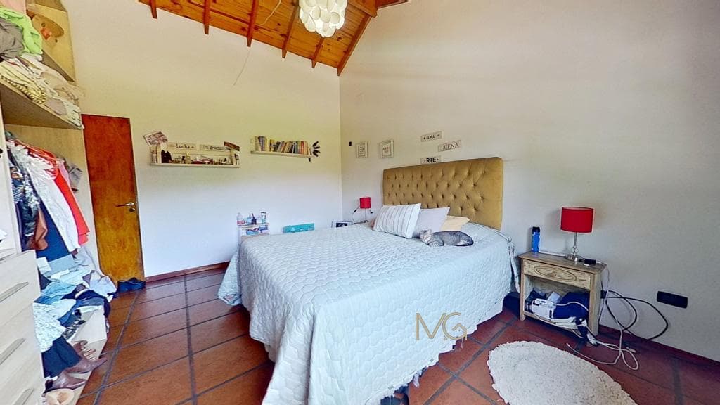 House in Burzaco