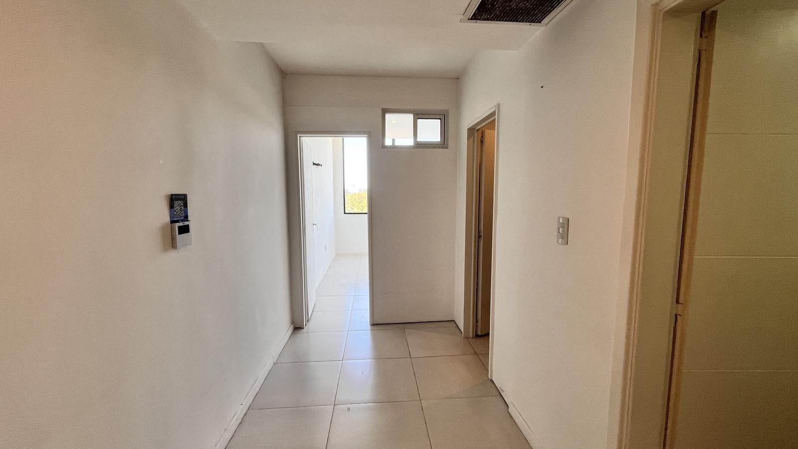 Apartment in Nordelta, Studio de la Bahía