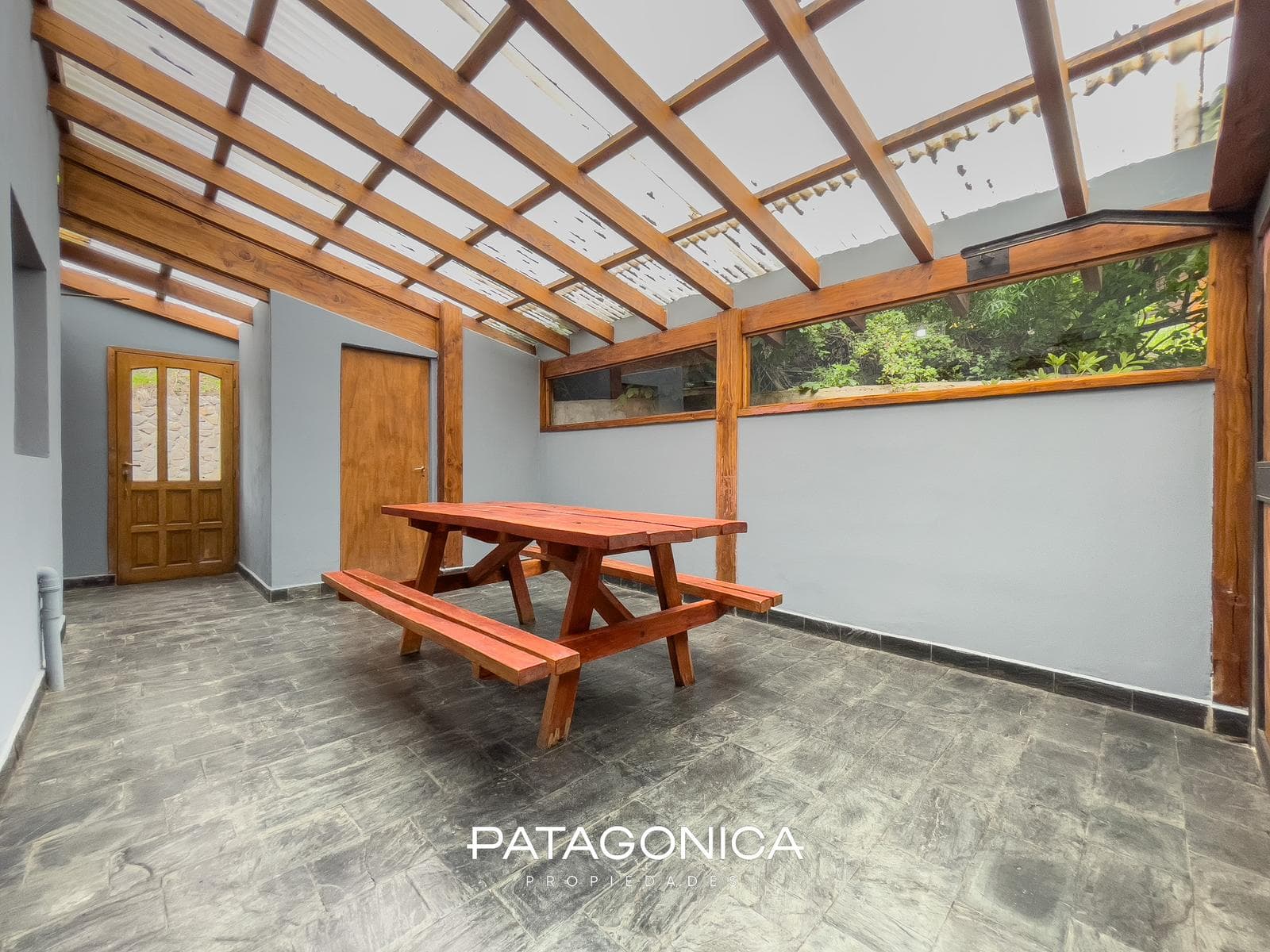 HOUSE FOR SALE: 120 m², 3 BEDROOMS, NORTE NEIGHBORHOOD, VILLA LA ANGOSTURA