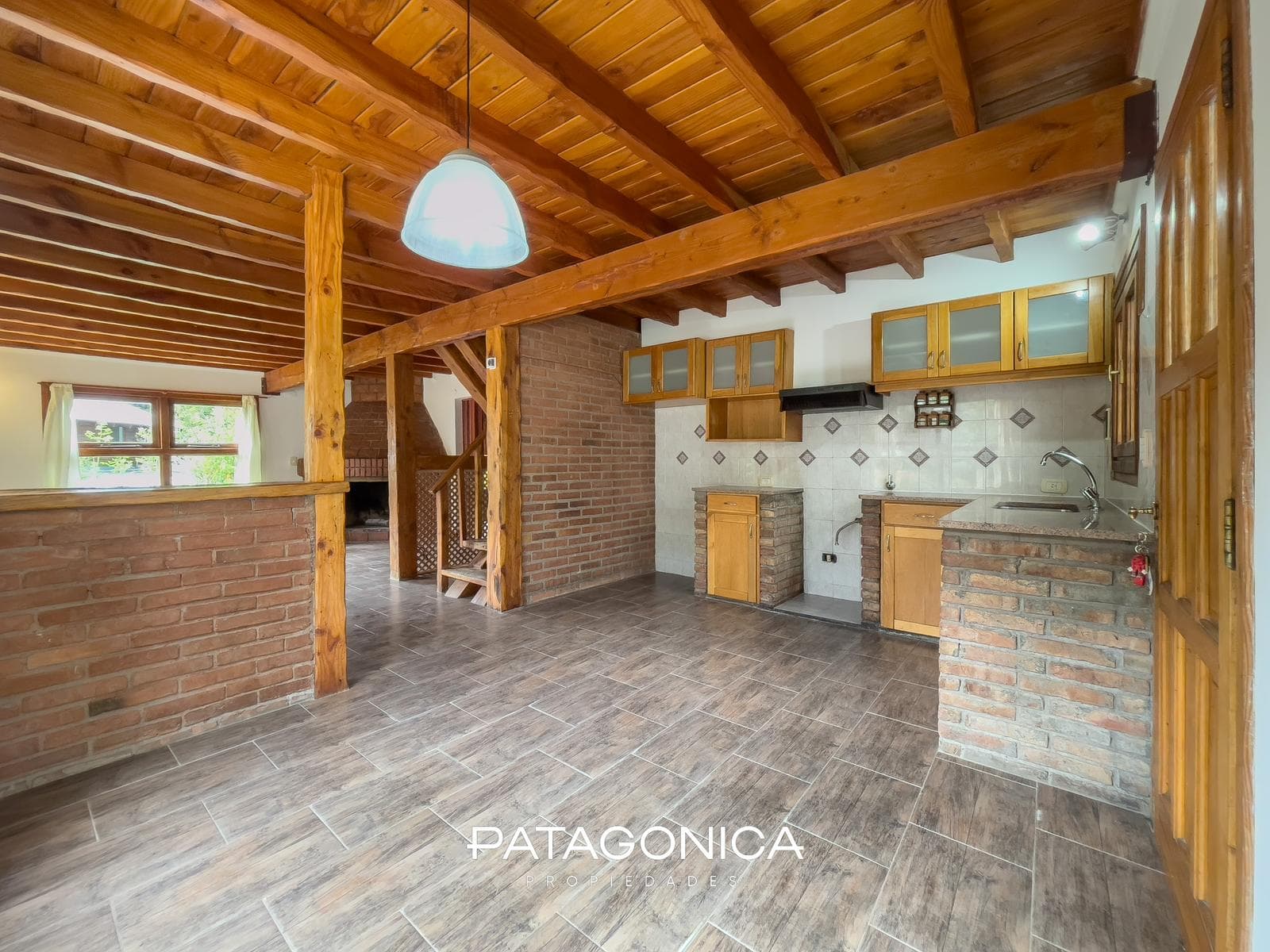 HOUSE FOR SALE: 120 m², 3 BEDROOMS, NORTE NEIGHBORHOOD, VILLA LA ANGOSTURA