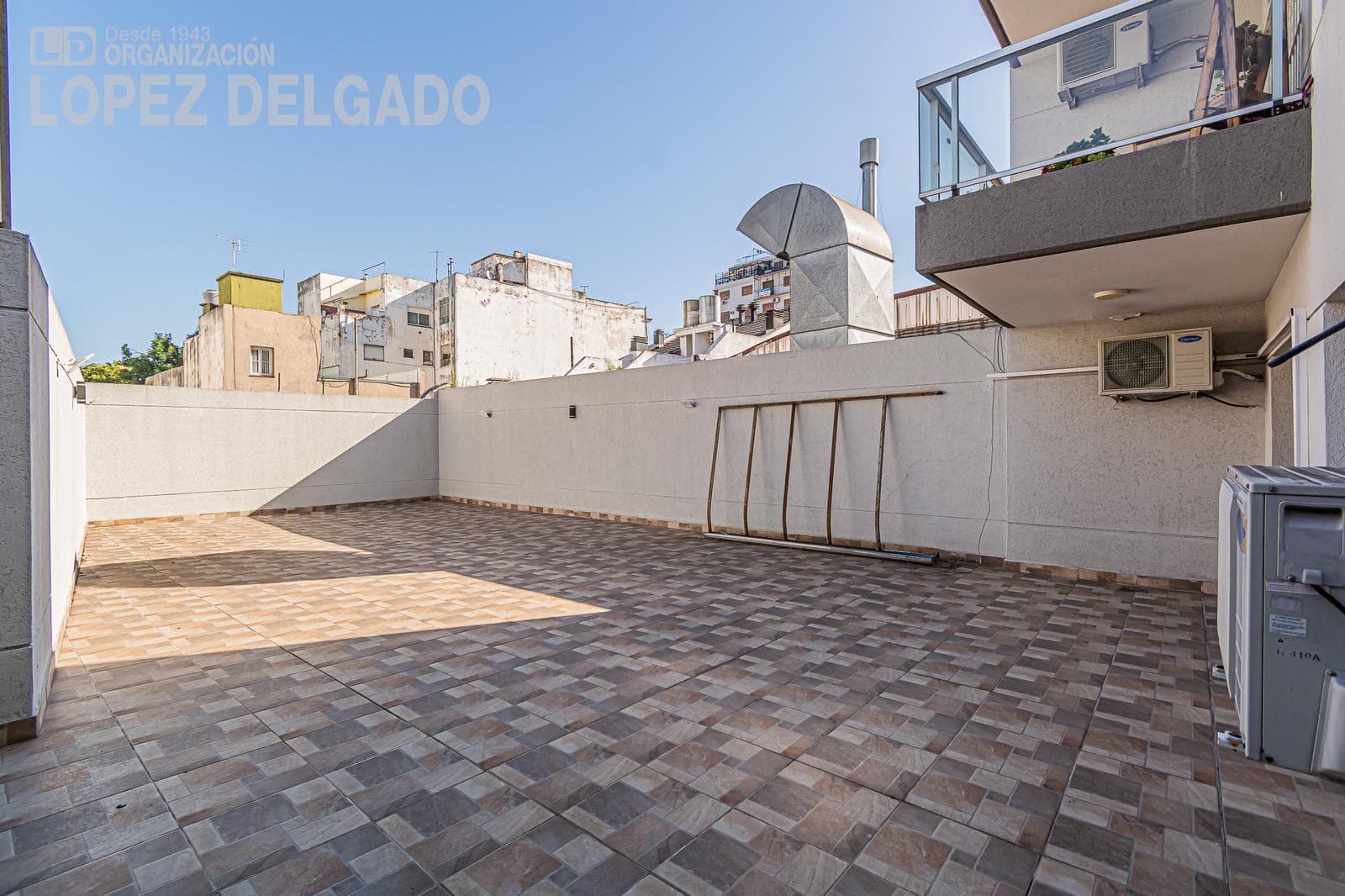 3-bedroom apartment with two patios in Villa del Parque
