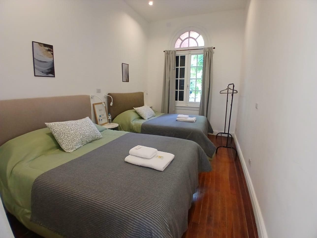 FOR SALE: 8-ROOM APARTMENT IN PALERMO WITH TERRACE. 297 M2.