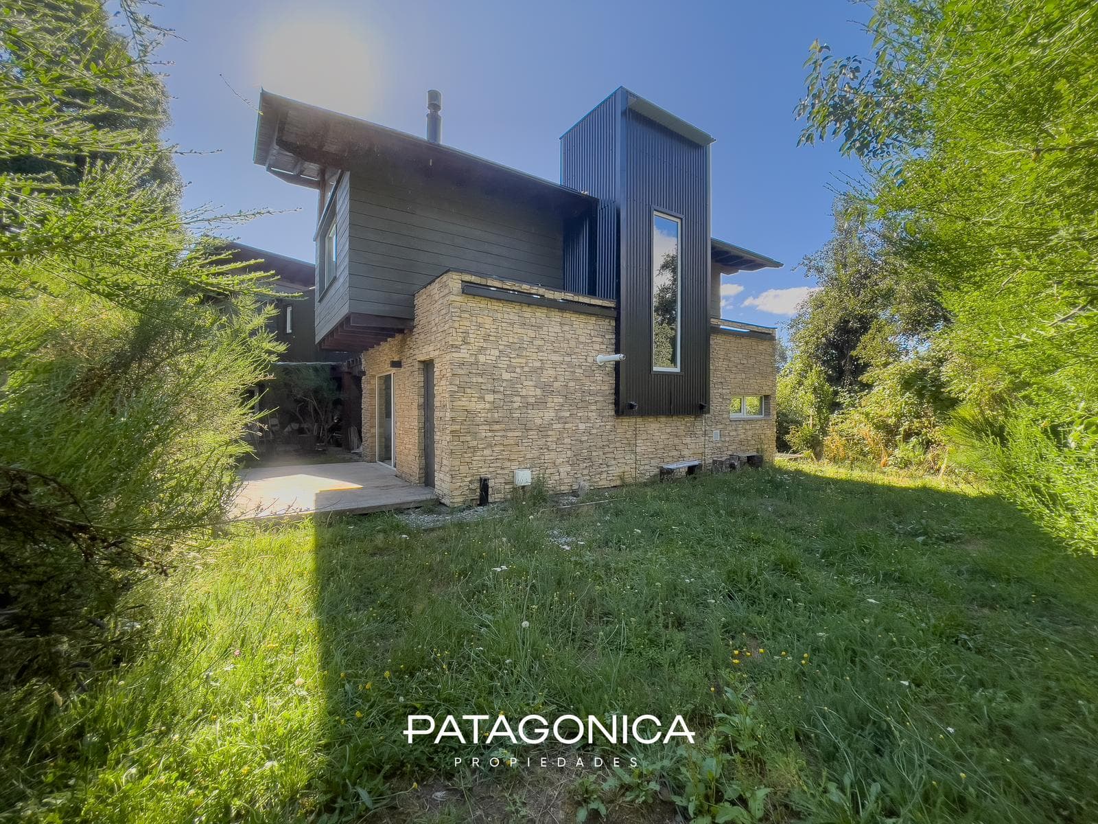 FOR SALE: High-quality home in Villa Eco Lomas