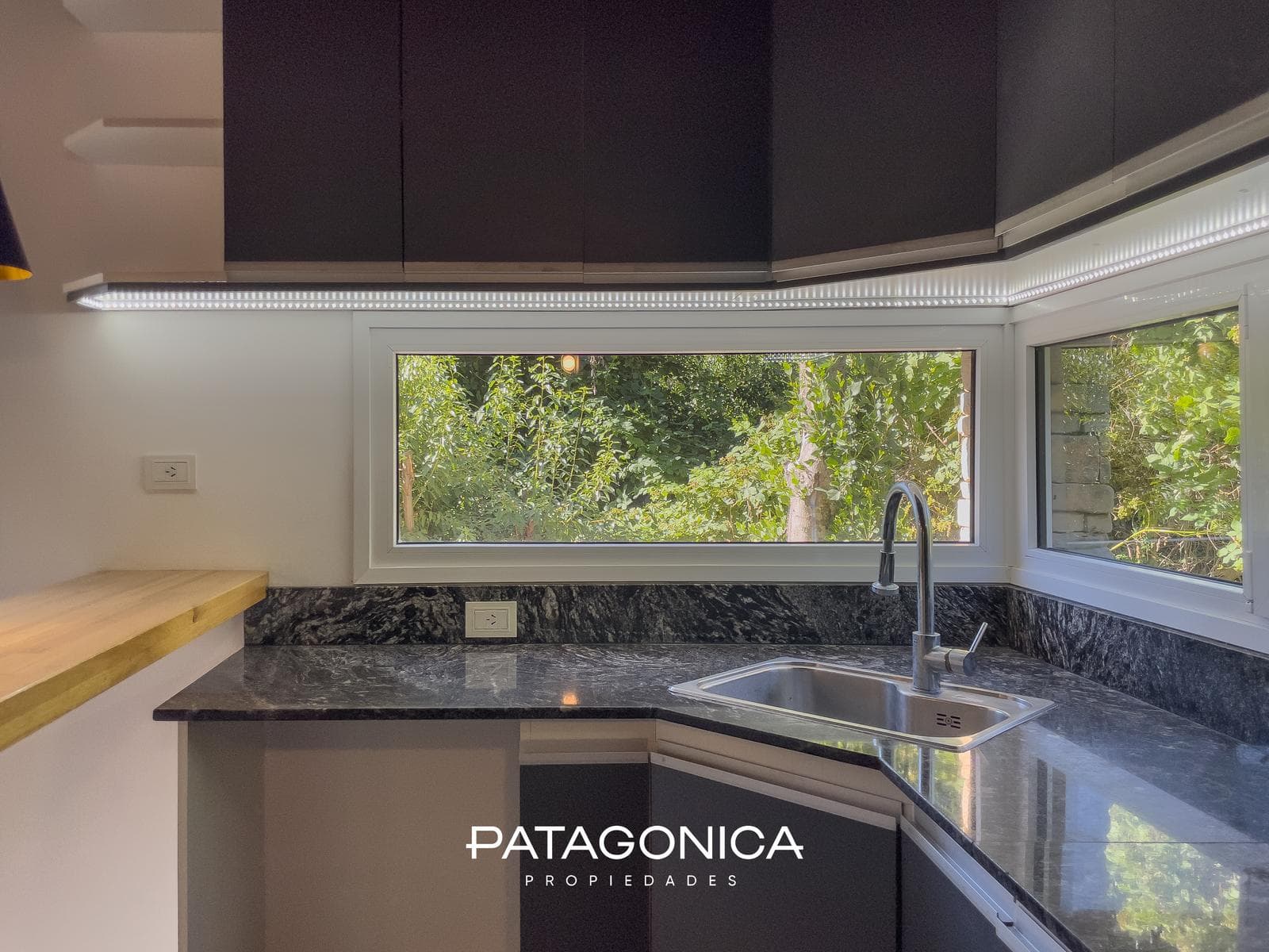 FOR SALE: High-quality home in Villa Eco Lomas