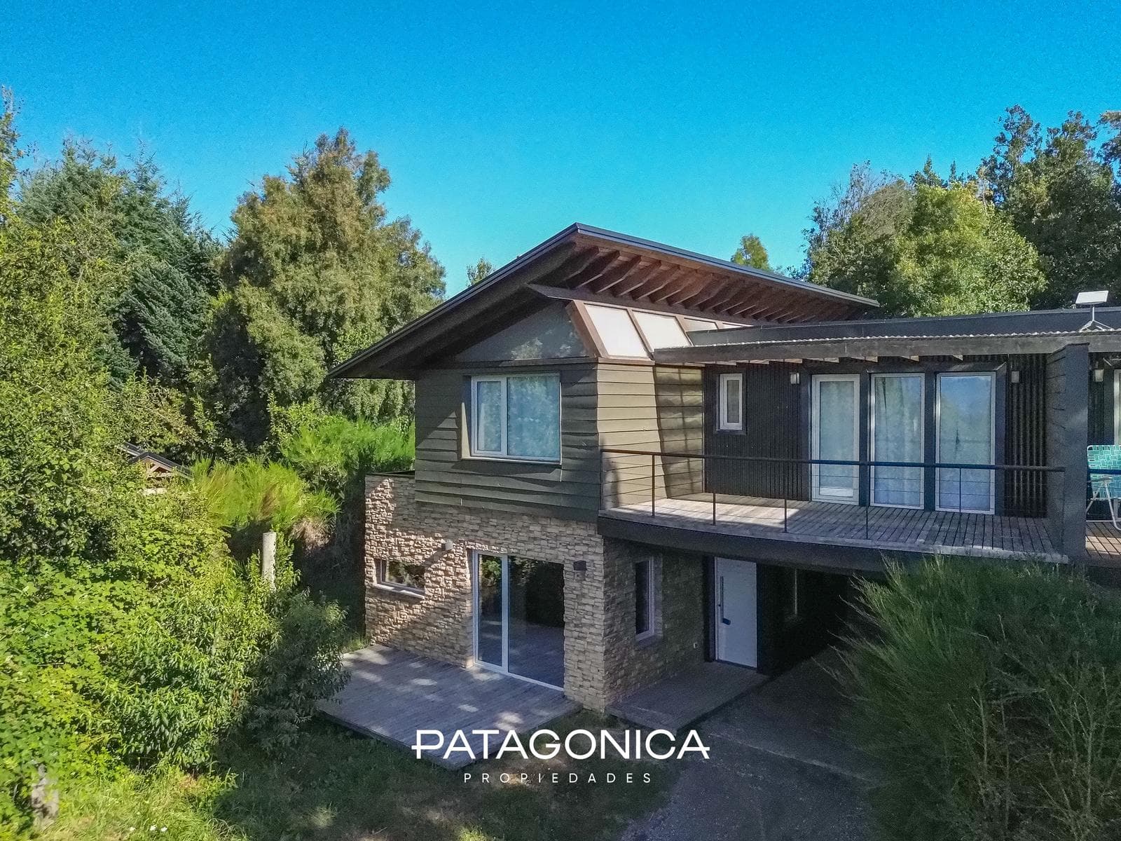 FOR SALE: High-quality home in Villa Eco Lomas