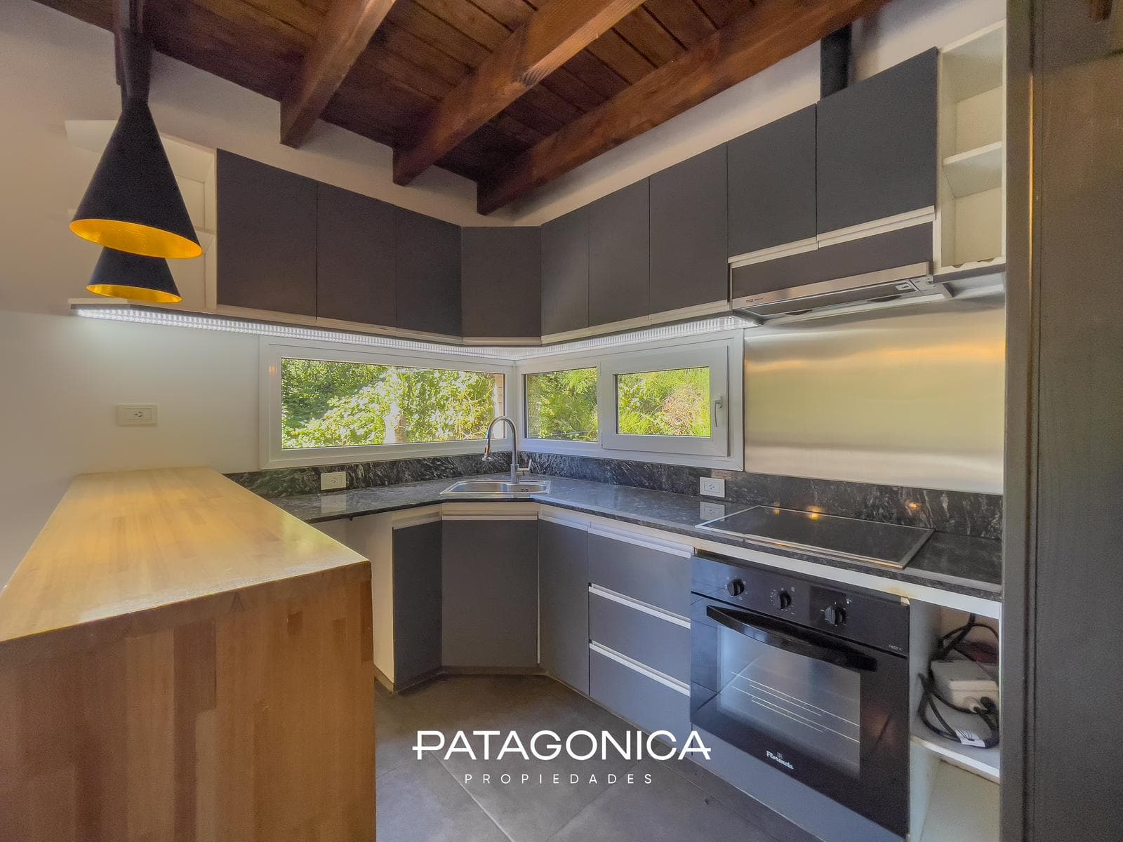 FOR SALE: High-quality home in Villa Eco Lomas