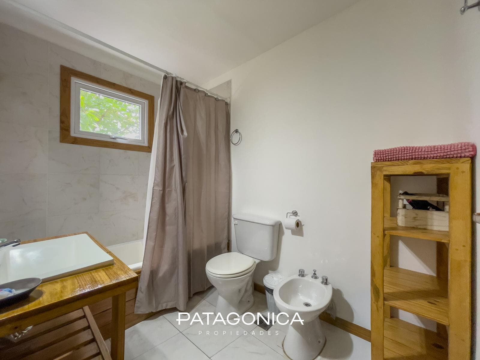 FOR SALE: 2-ROOM APARTMENT, 42 m² (FULLY FURNISHED), DOWNTOWN, VILLA LA ANGOSTURA