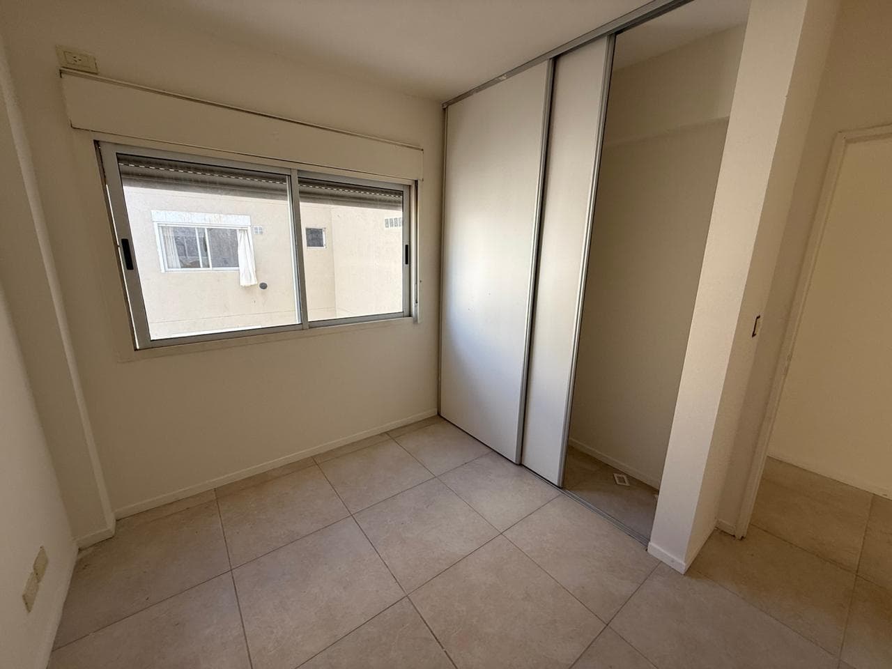 2-Bedroom Apartment for Sale with a Balcony in Floresta