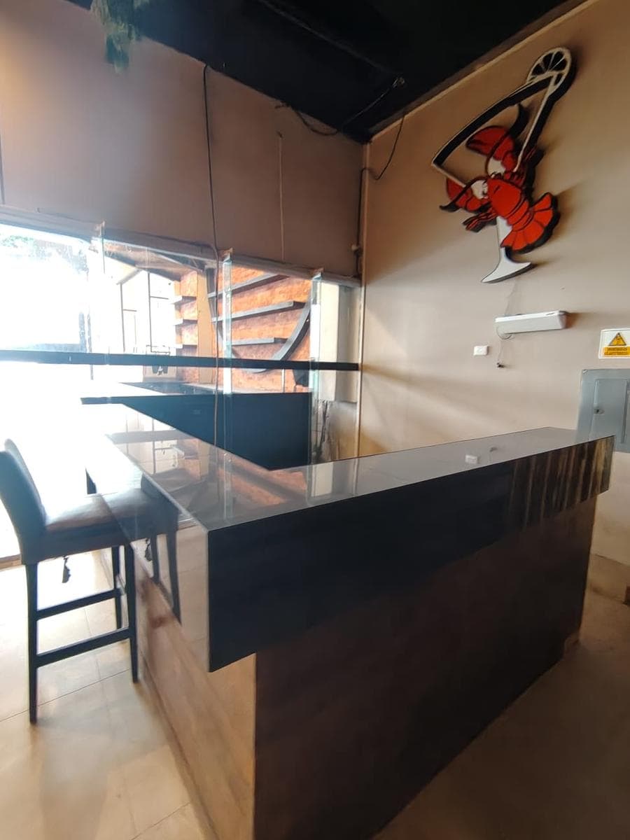 COMMERCIAL SPACE FOR RENT IN MONTERREY