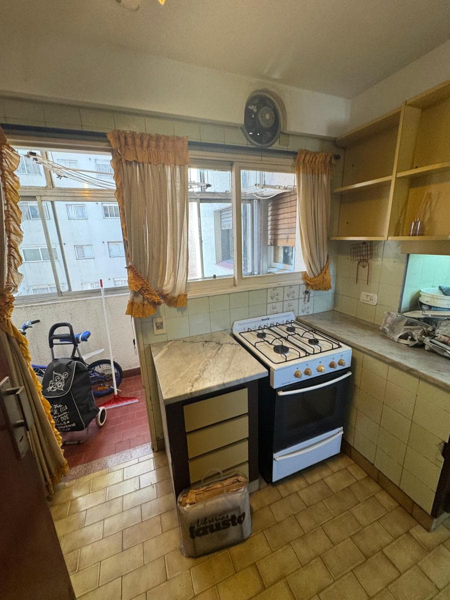 4-Bedroom Apartment for Sale in Flores (Currently Rented)