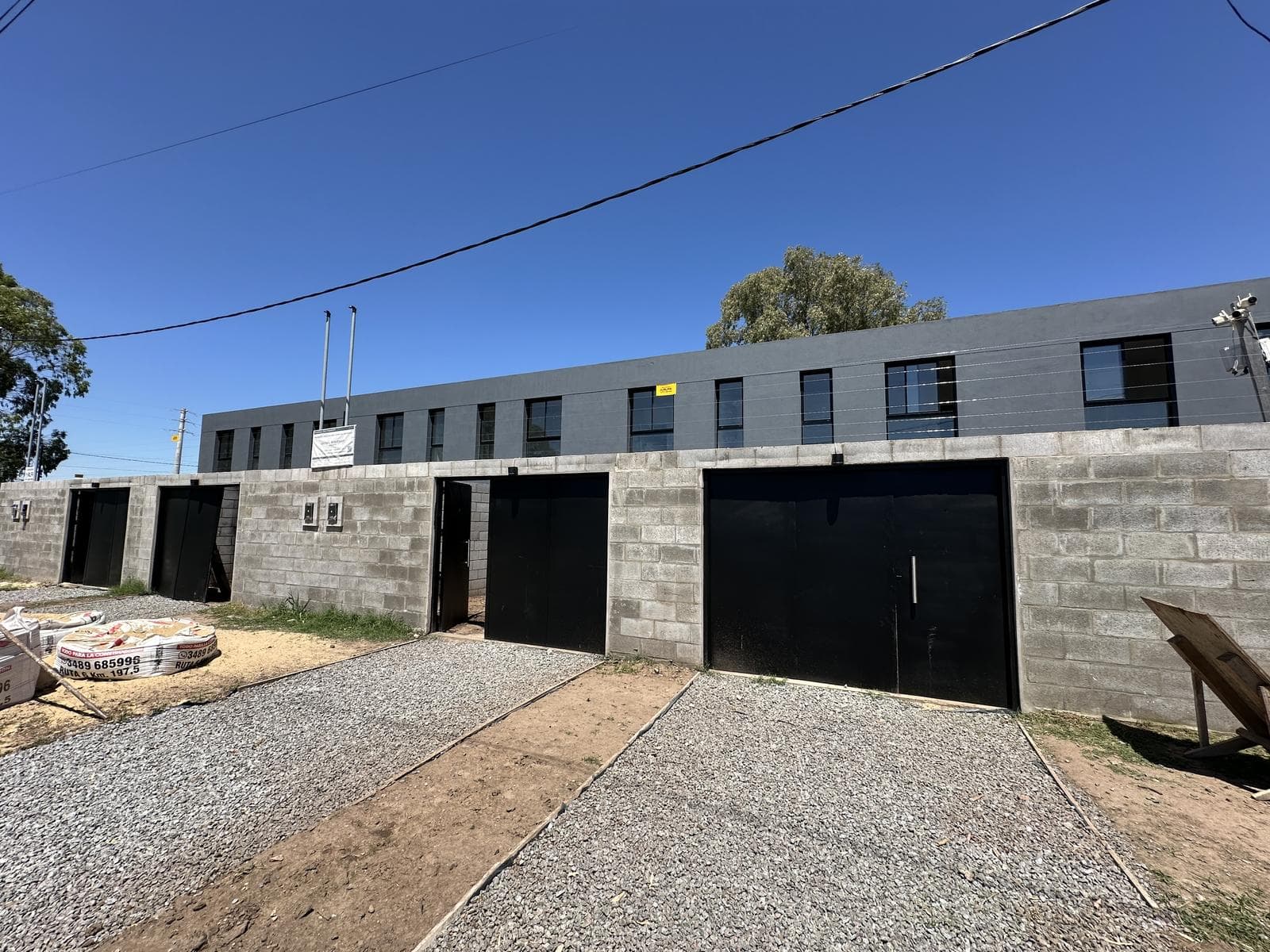 Duplex for Sale. 2 bedrooms, patio with grill, garage. Financing available. Puerta del Sol neighborhood, Campana