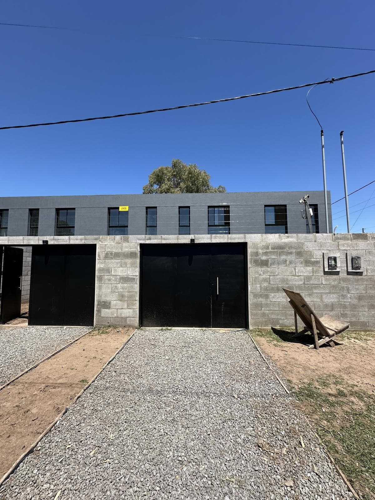 Duplex for Sale. 2 bedrooms, patio with grill, garage. Financing available. Puerta del Sol neighborhood, Campana