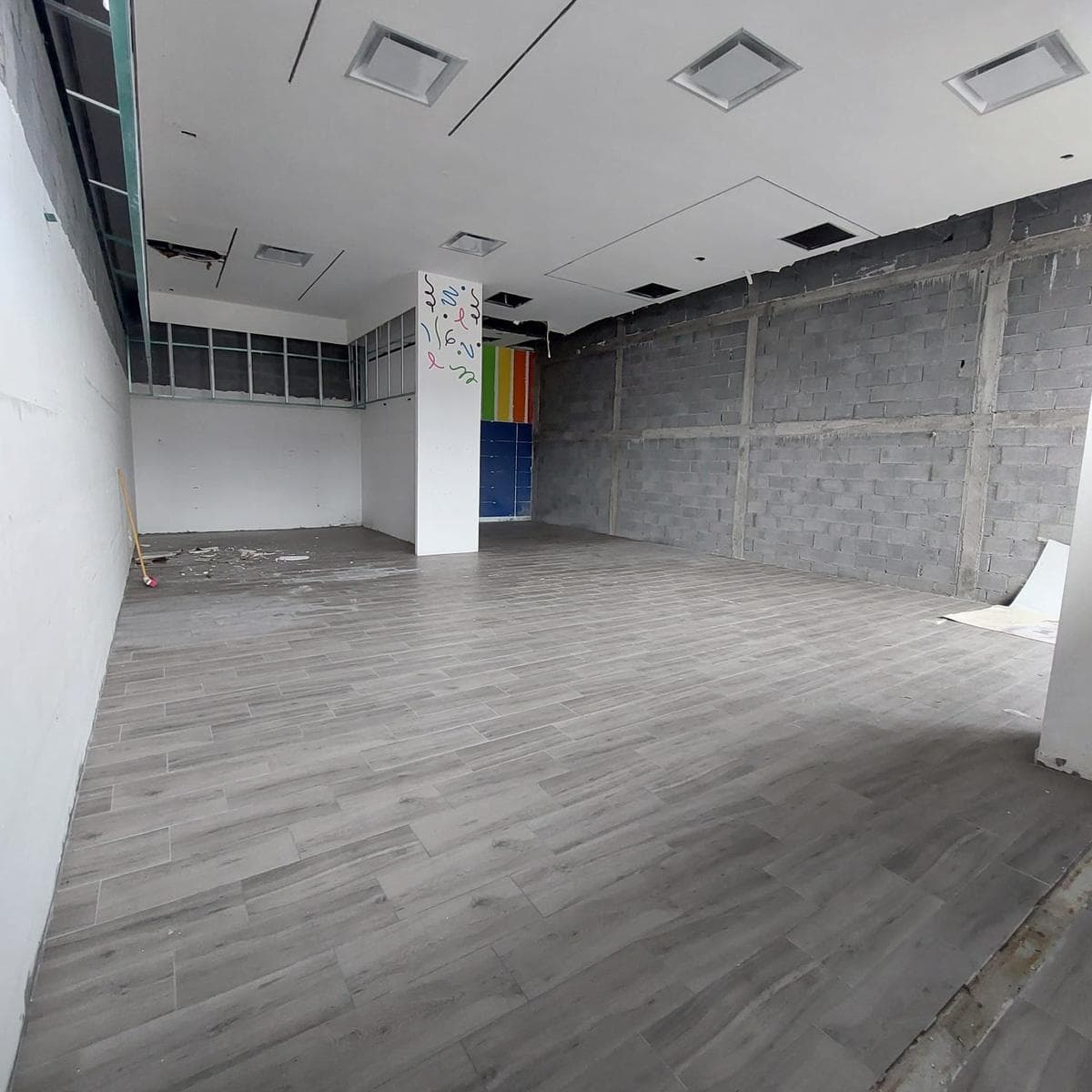 COMMERCIAL SPACE FOR RENT IN CUMBRES ELITE
