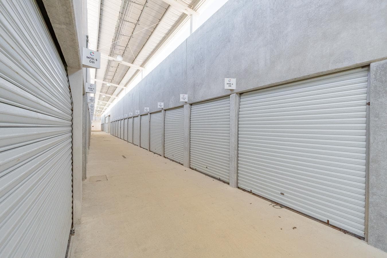WINE CELLAR FOR RENT INSIDE THE PLAYA DEL CARMEN WHOLESALE MARKET