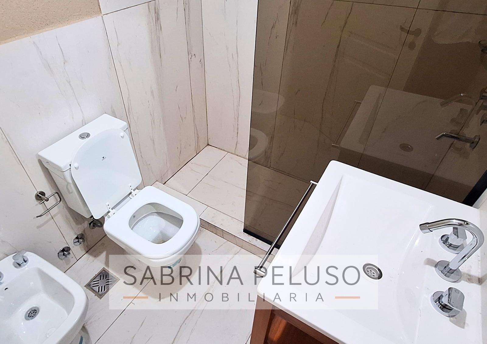 APARTMENTS FOR SALE IN DOWNTOWN MORENO - Rivadavia