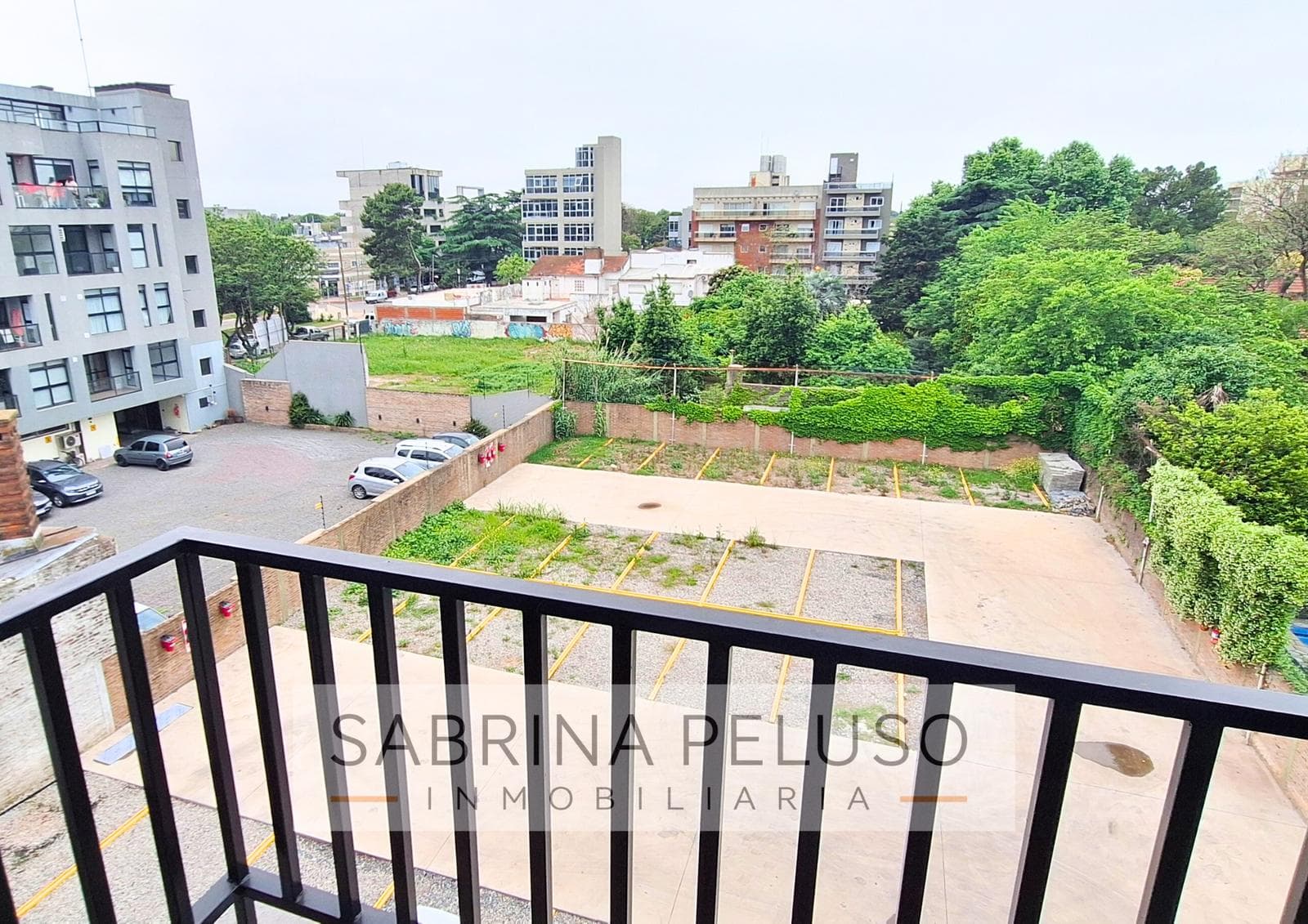 APARTMENTS FOR SALE IN DOWNTOWN MORENO - Rivadavia