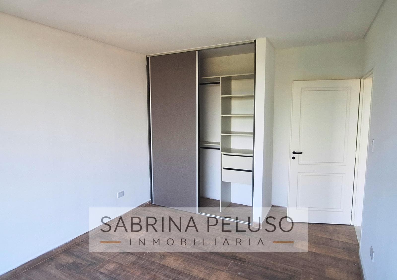 APARTMENTS FOR SALE IN DOWNTOWN MORENO - Rivadavia