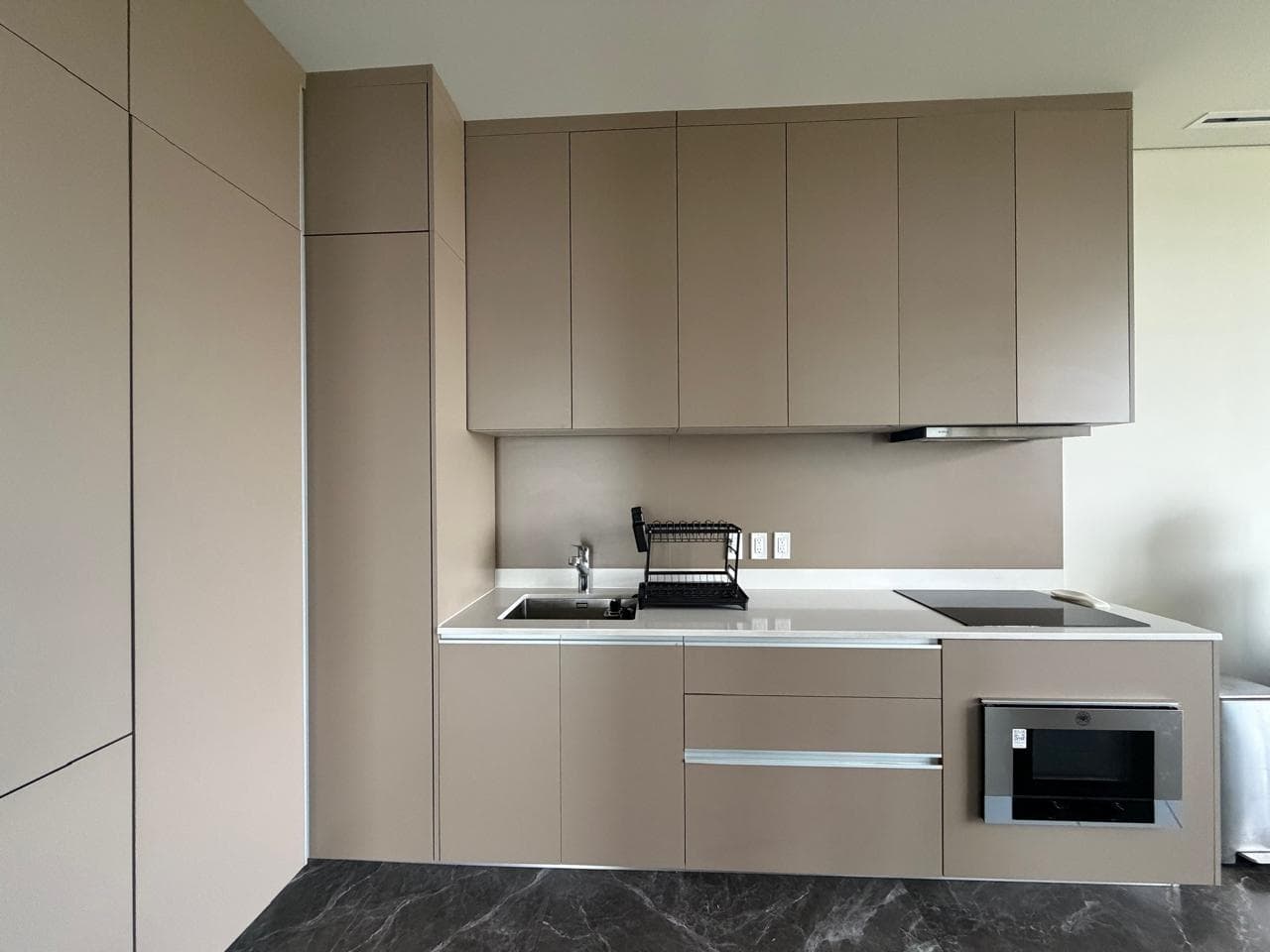 Apartment for Rent at Torre Acacia