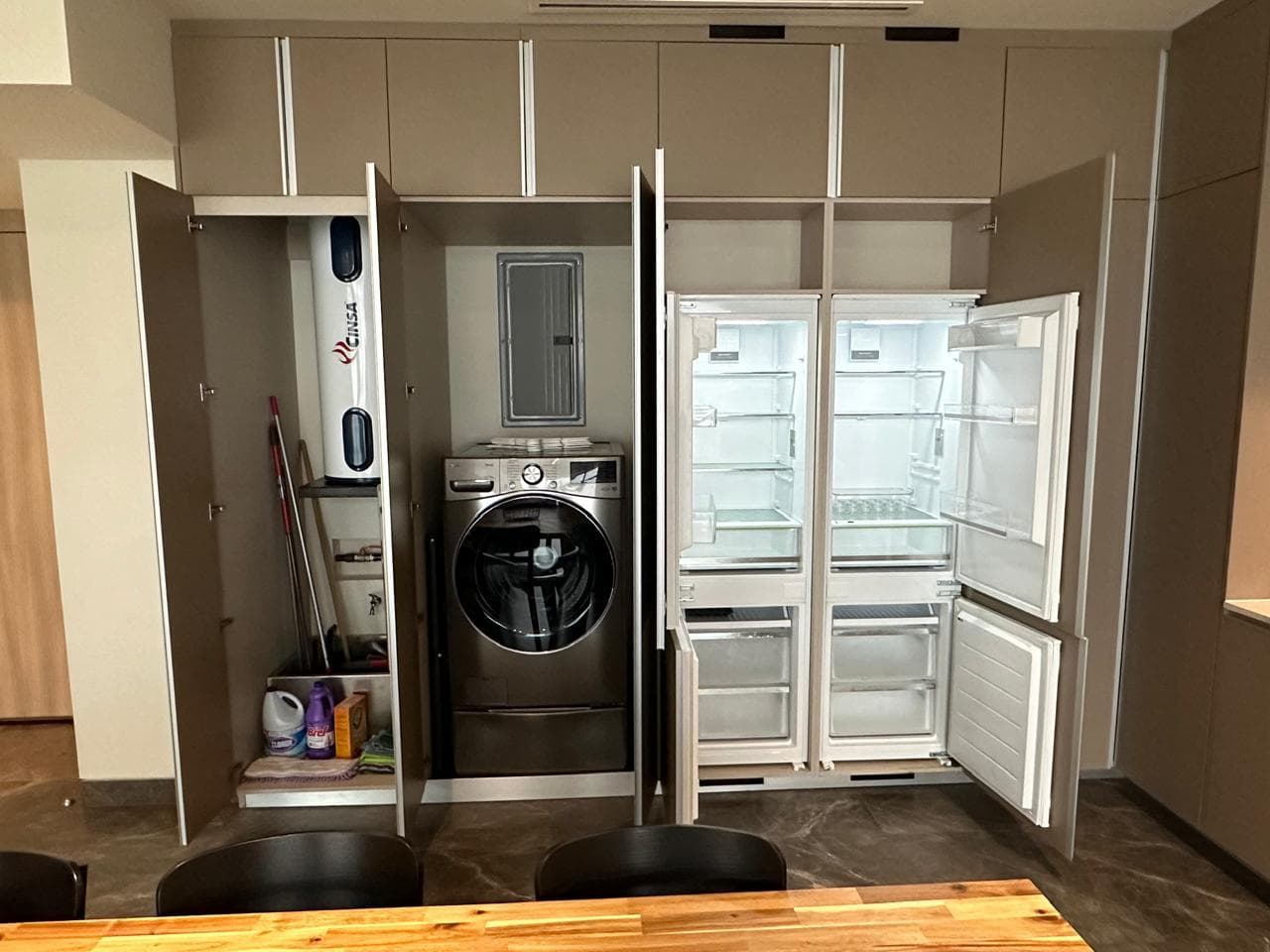 Apartment for Rent at Torre Acacia