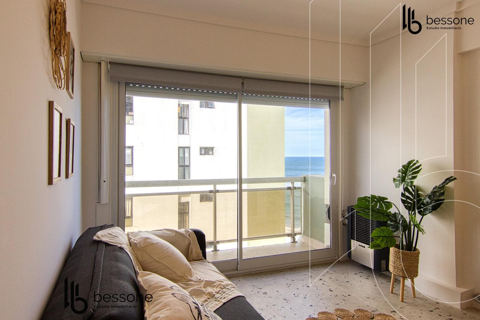 Stunning 2-room apartment with an ocean view