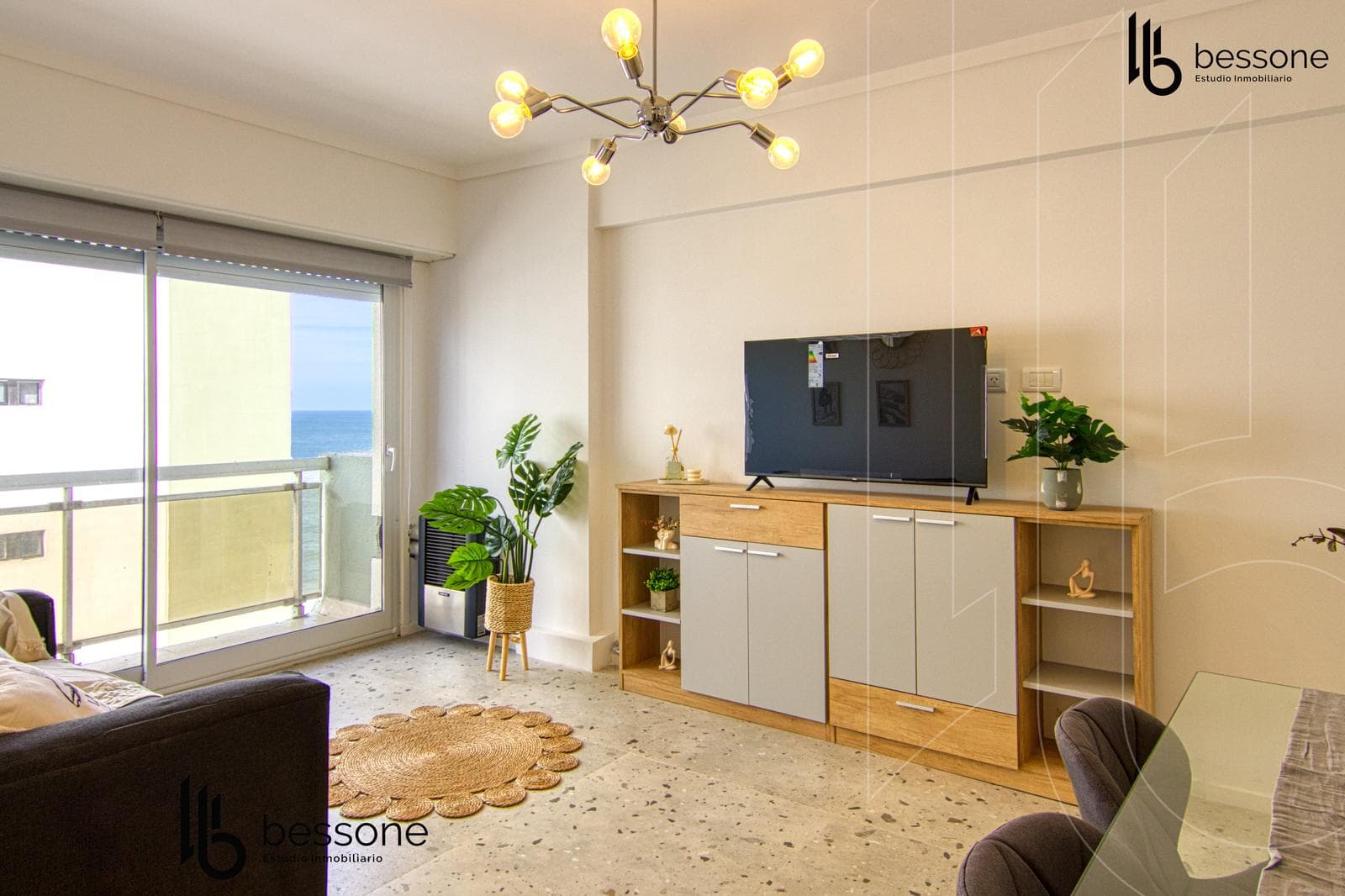 Stunning 2-room apartment with an ocean view