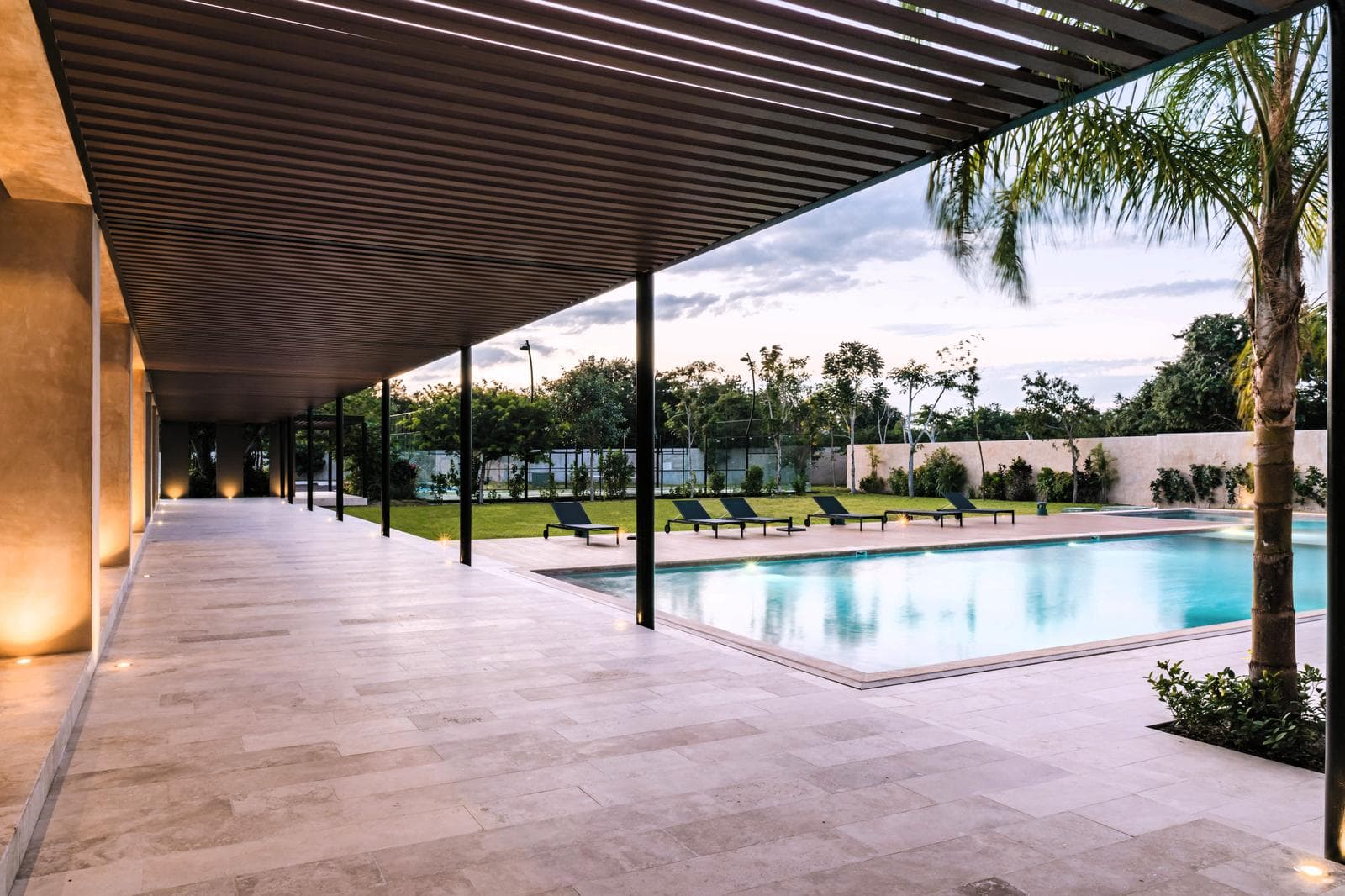 Beautiful Home on Privada El Cortijo Hacienda Residencial