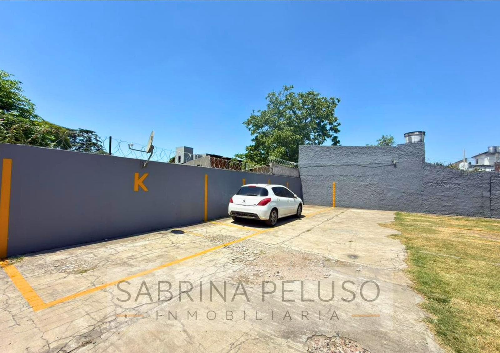 Apartment for Sale in Downtown Moreno