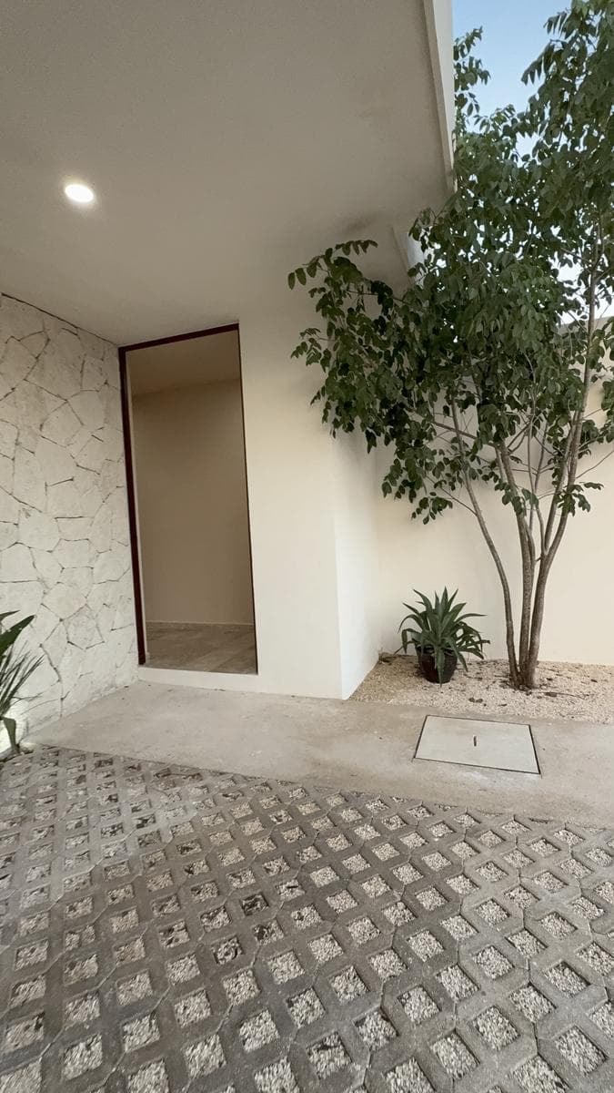 Modern 3-Bedroom House for Sale in Real Montejo