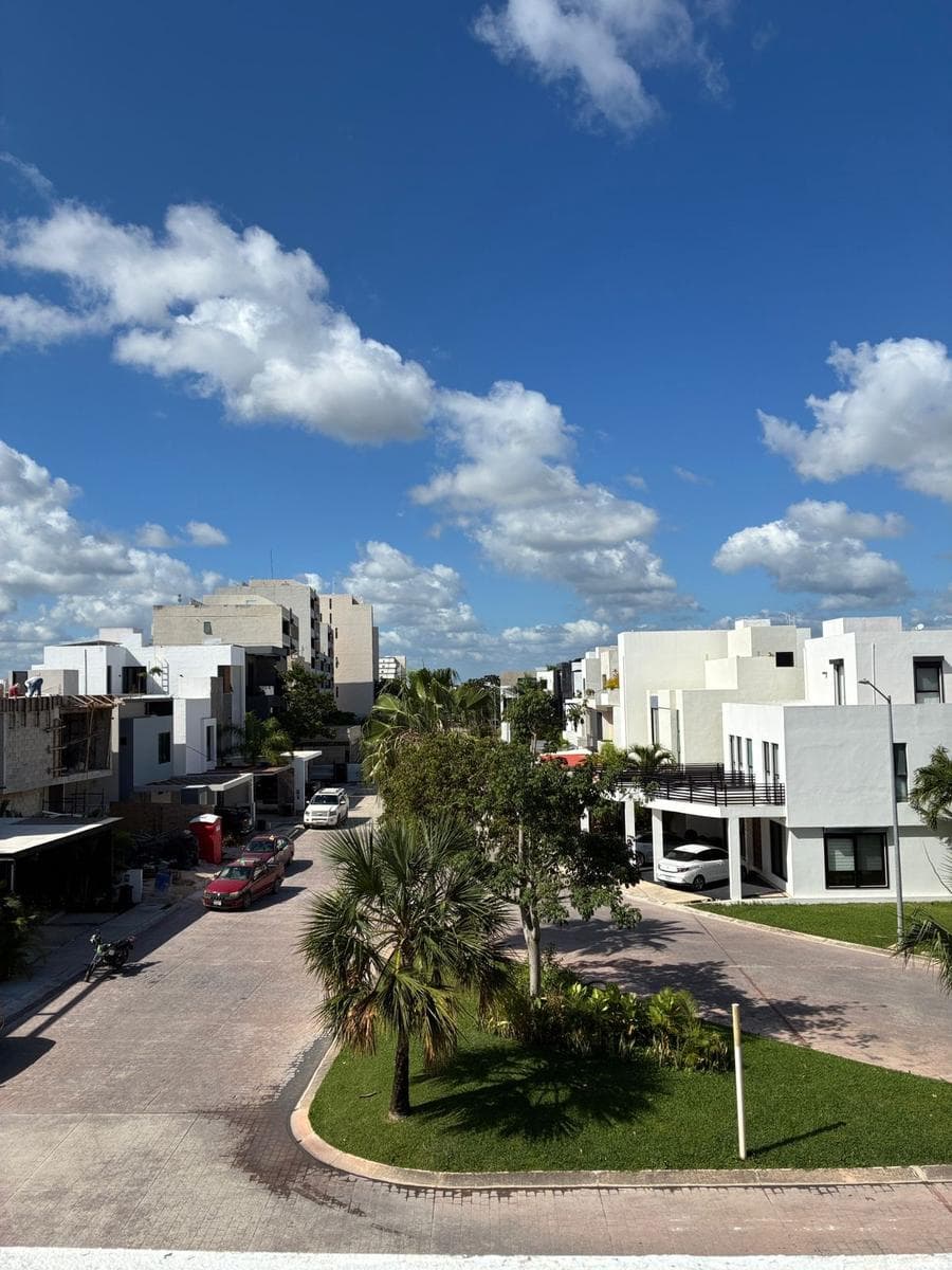 AQUA RESIDENCIAL House