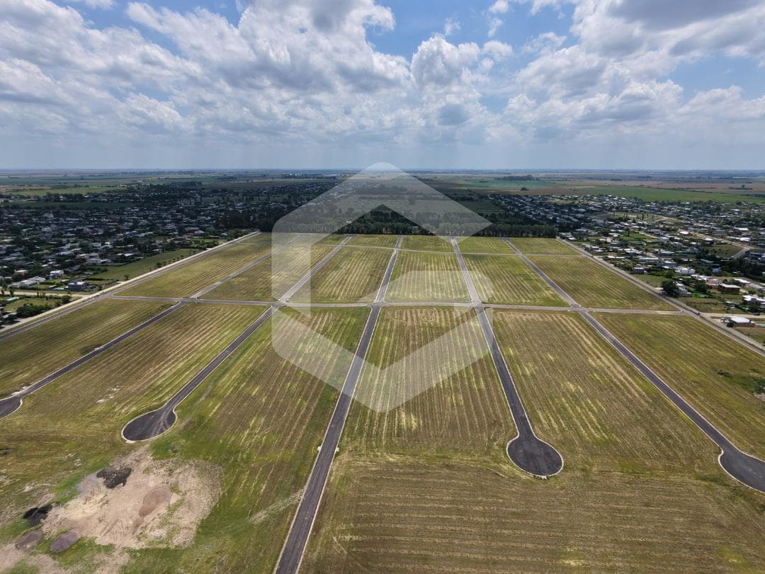 For Sale - Roldán Station, Lot 127