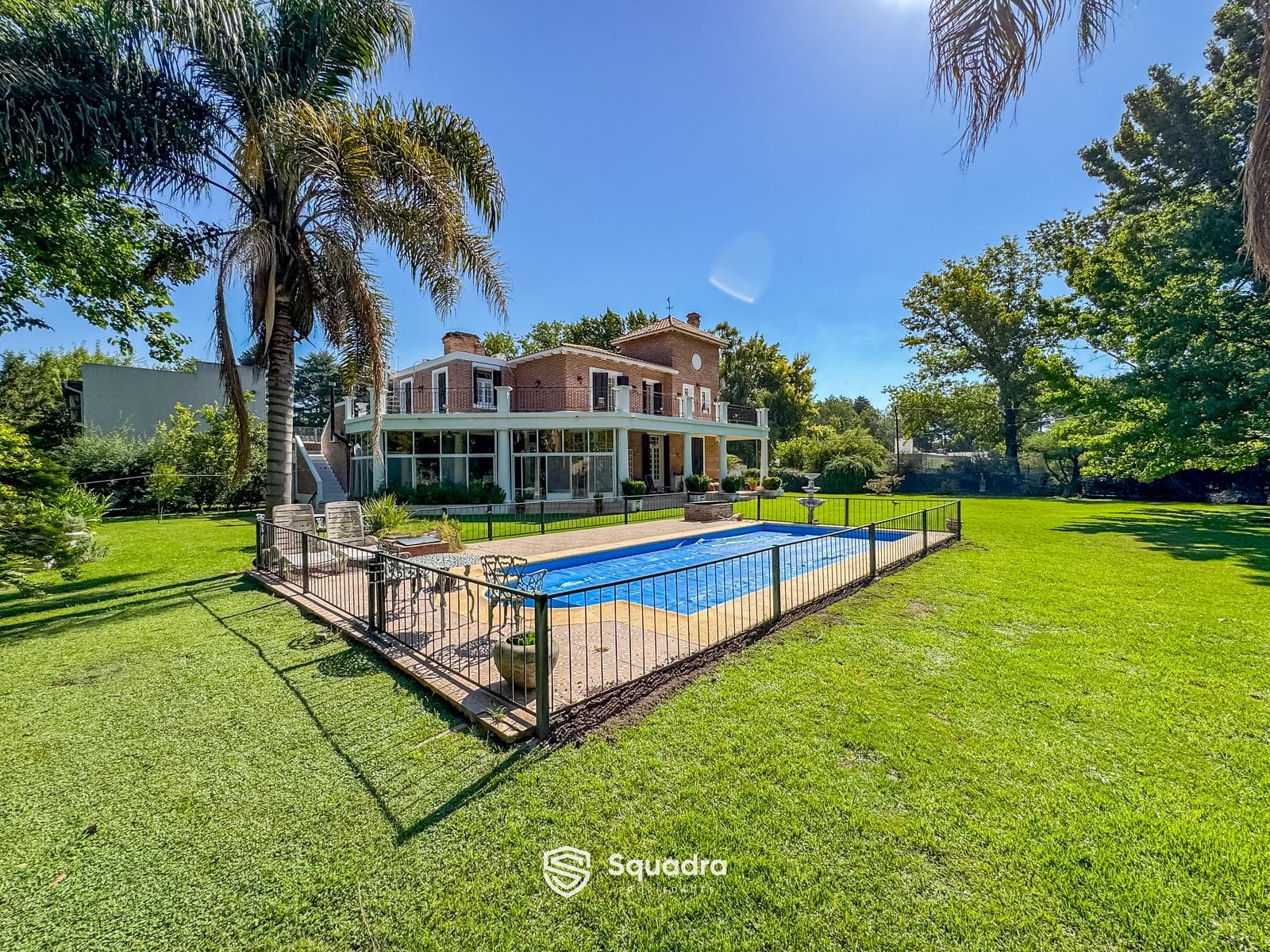 FOR SALE | TRADE - 4-bedroom house with pool and yard - Los Indios, Roldán - MORTGAGE ELIGIBLE.