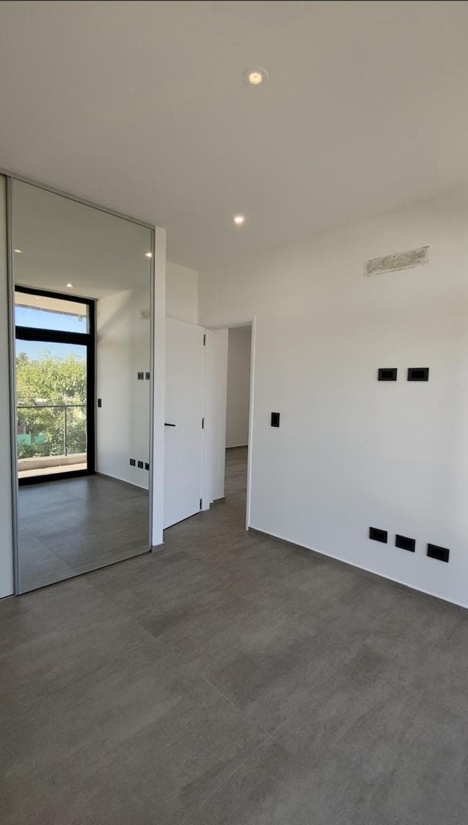 For Sale: Minimalist-style house in Haras Santa María, 4 bedrooms, pool