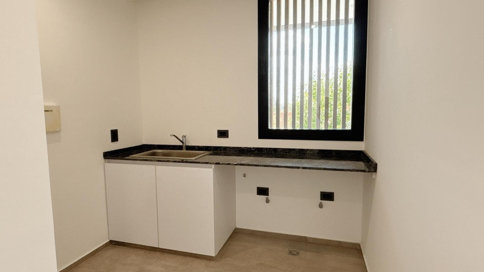 For Sale: Minimalist-style house in Haras Santa María, 4 bedrooms, pool