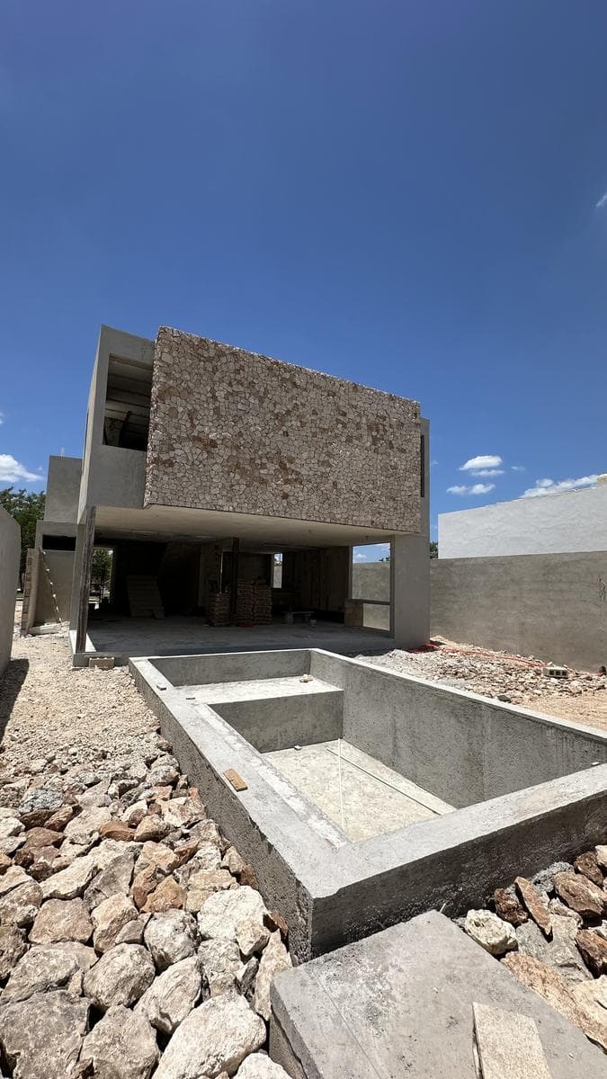 HOUSE FOR SALE IN MANANTIALES DEL MAYAB 124