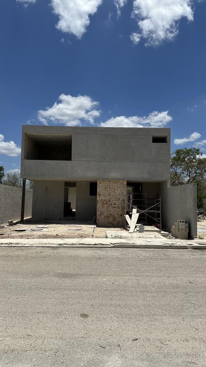 HOUSE FOR SALE IN MANANTIALES DEL MAYAB 124