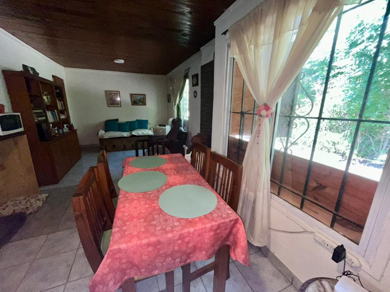 For Sale: 2 Houses (3-room and 2-room), industrial-style construction, on a 1,000-meter lot in Exaltación de la Cruz
