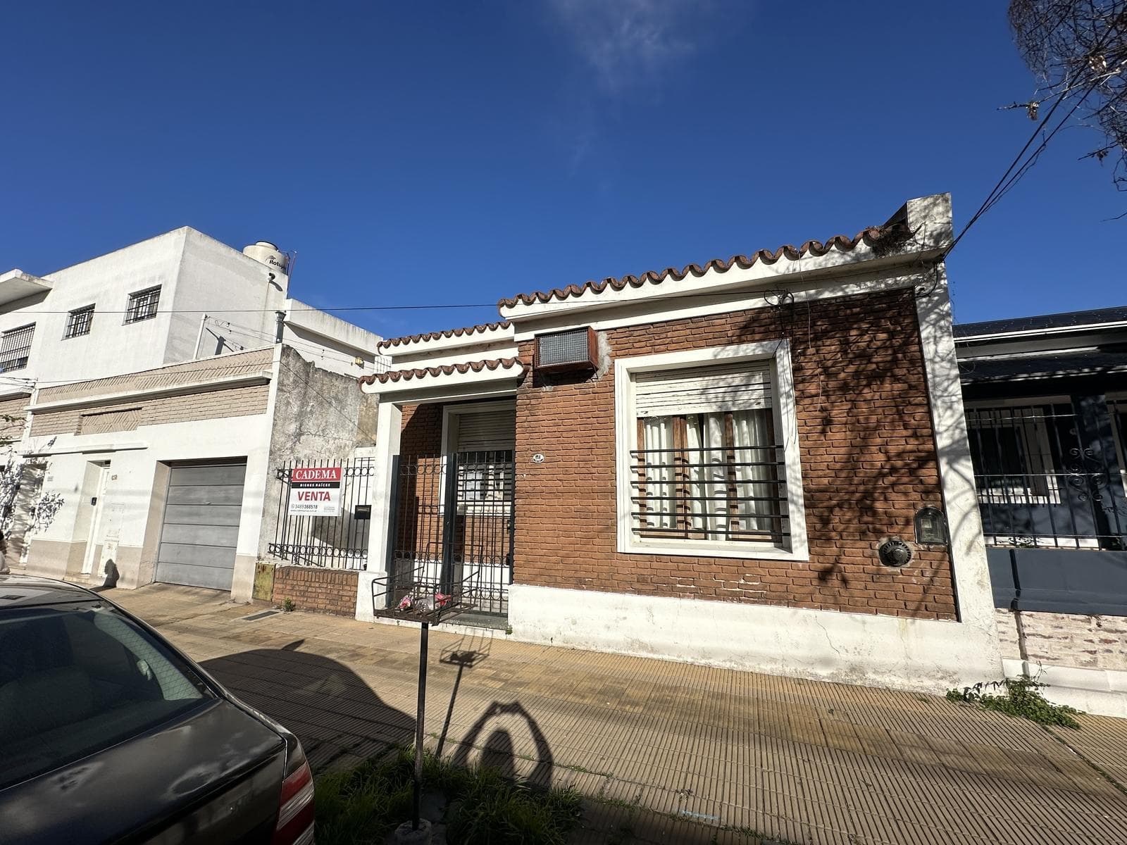 2-Bedroom House for Sale. With a Patio. Downtown Zárate