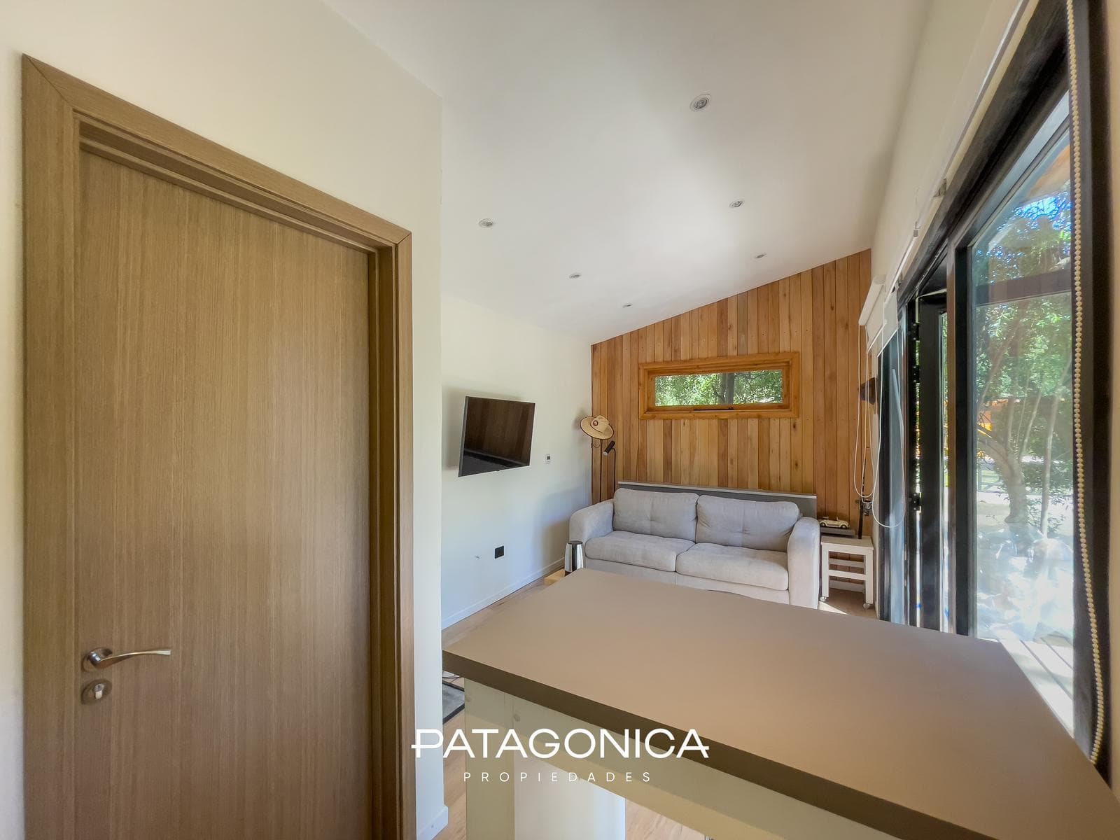 BRAND-NEW HOUSE FOR SALE. 3 rooms + tiny house. Las Balsas neighborhood